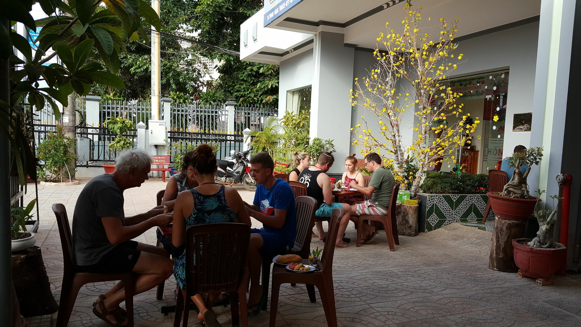 Lien Thong Hotel Phú Quốc Exterior foto